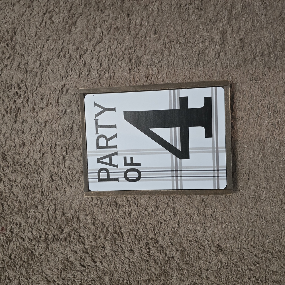 Party of 4 Plaid Sign